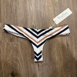 NWT Beach Bunny Bikini Bottoms MEDIUM